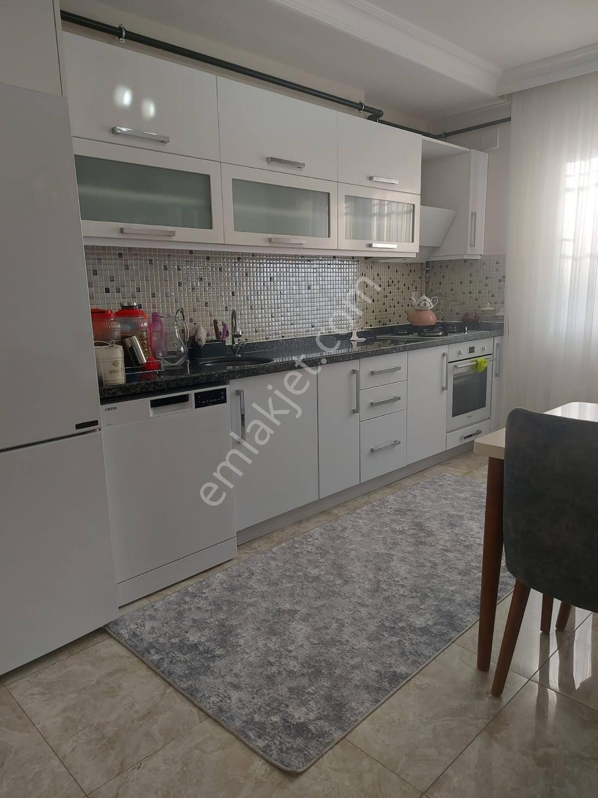 Çukurova Huzurevleri Satılık Daire  HUZUREVLERİ MAHALLESİNDE 3+1 KAPALI MUTFAK GENİŞ OTURUMLU SATILIK DAİRE 