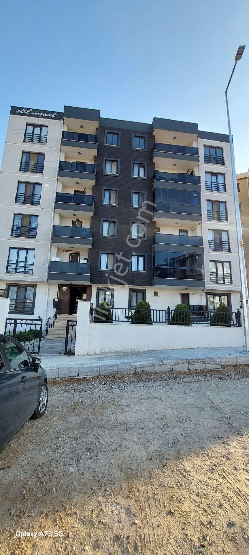 Çanakkale Merkez Cevat Paşa Kiralık Daire ÇANAKKALE CEVATPAŞA MAHALLESİ EŞYALI KİRALIK DAİRE 