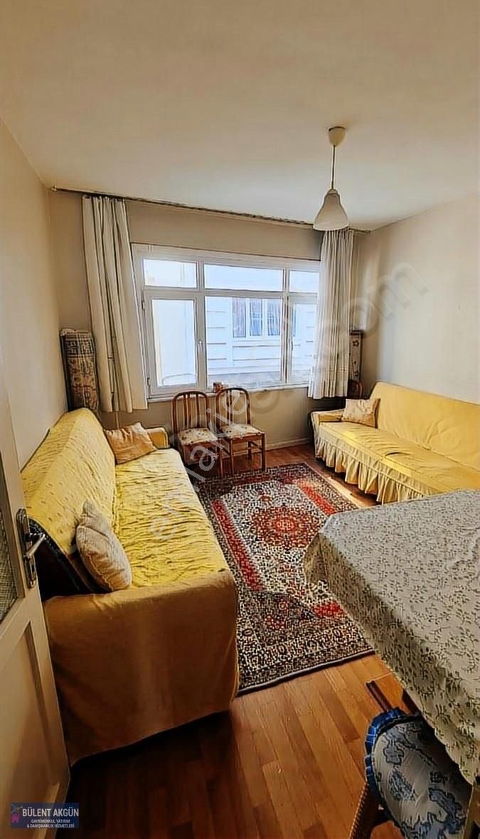 Beyoğlu Piri Paşa Satılık Daire BÜLENT AKGÜN GAYRİMENKUL 2+1 2.KAT HALİÇ MANZARALI SATILIK DAİRE