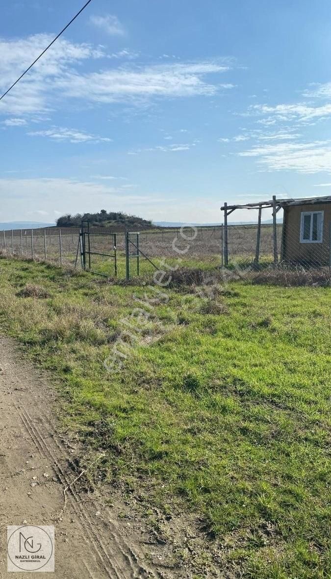 Evreşe De Denize Yakın Satılık Arsa - Görsel 2