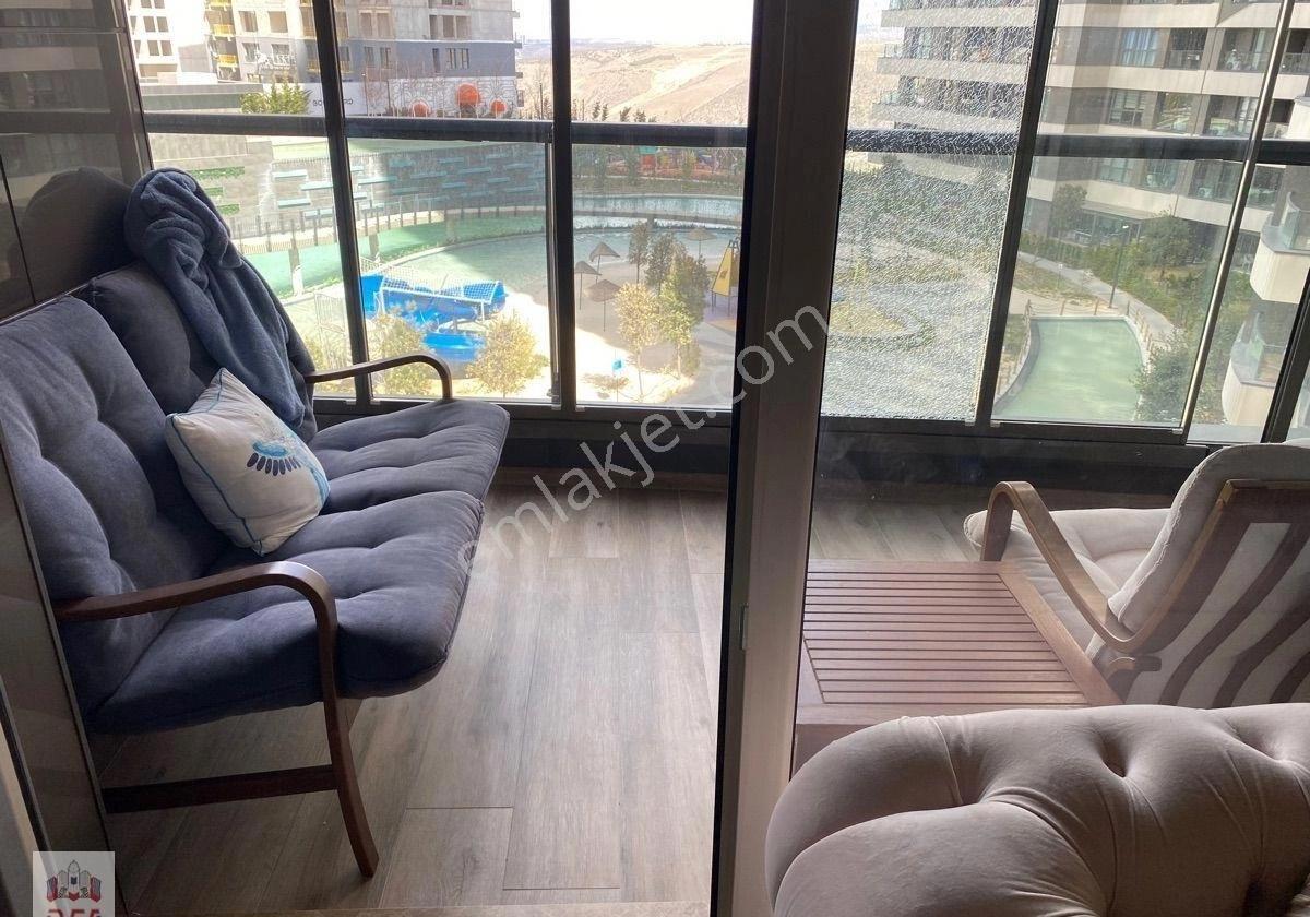 Sinpaş Marina'da Balkonlu Göl Manzaralı 1.5+1 Lüks Eşyalı - Görsel 11
