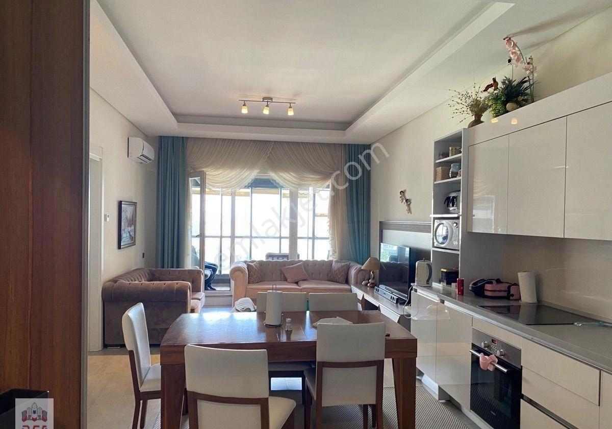 Sinpaş Marina'da Balkonlu Göl Manzaralı 1.5+1 Lüks Eşyalı - Görsel 7