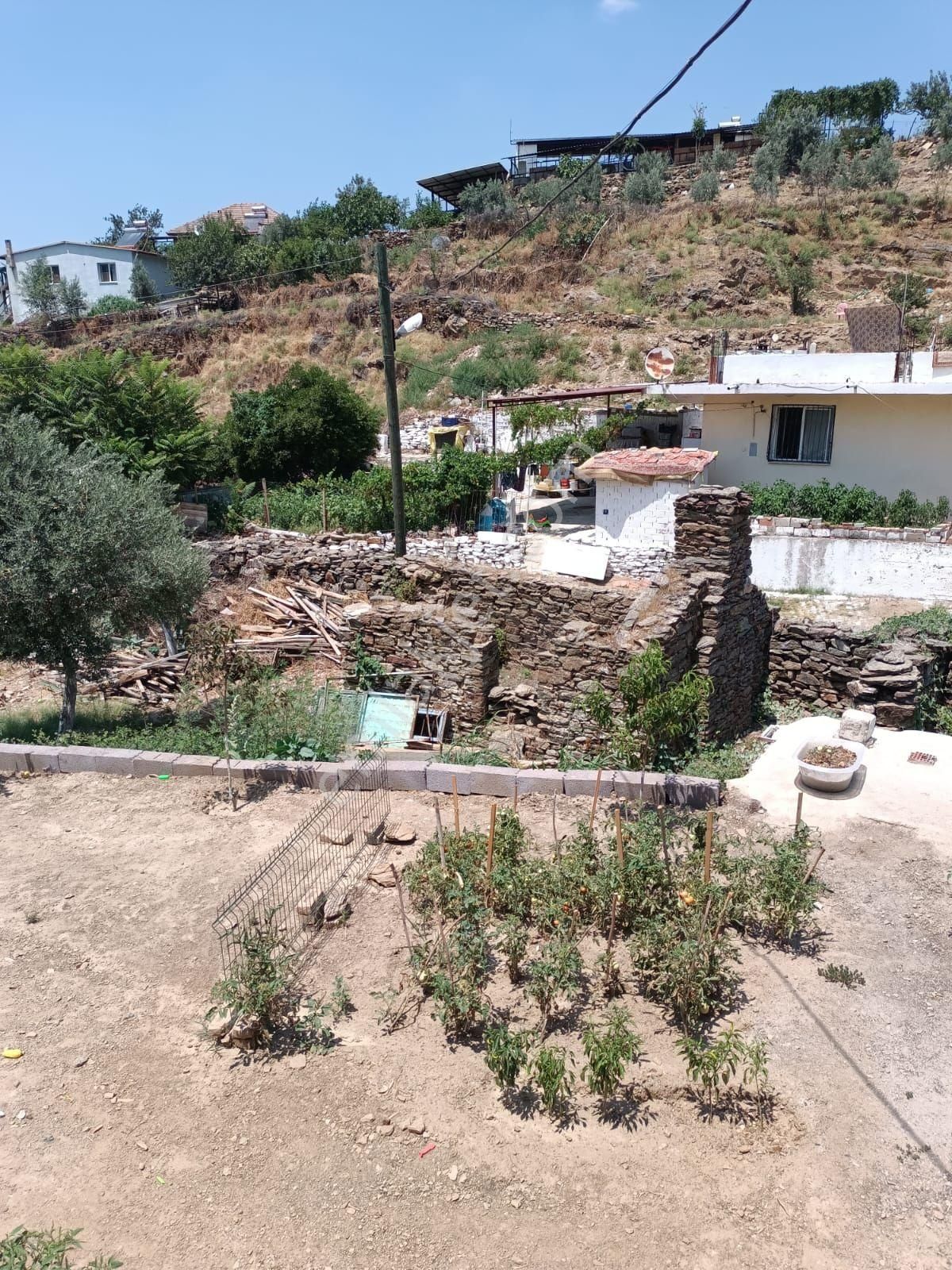 Aydın Koçarlı Kasaplar Mah. Özel Yapım Taş Evi Ve Geniş Bahçesi Bulunan Müstakil Evimiz Satılıktır - Görsel 13