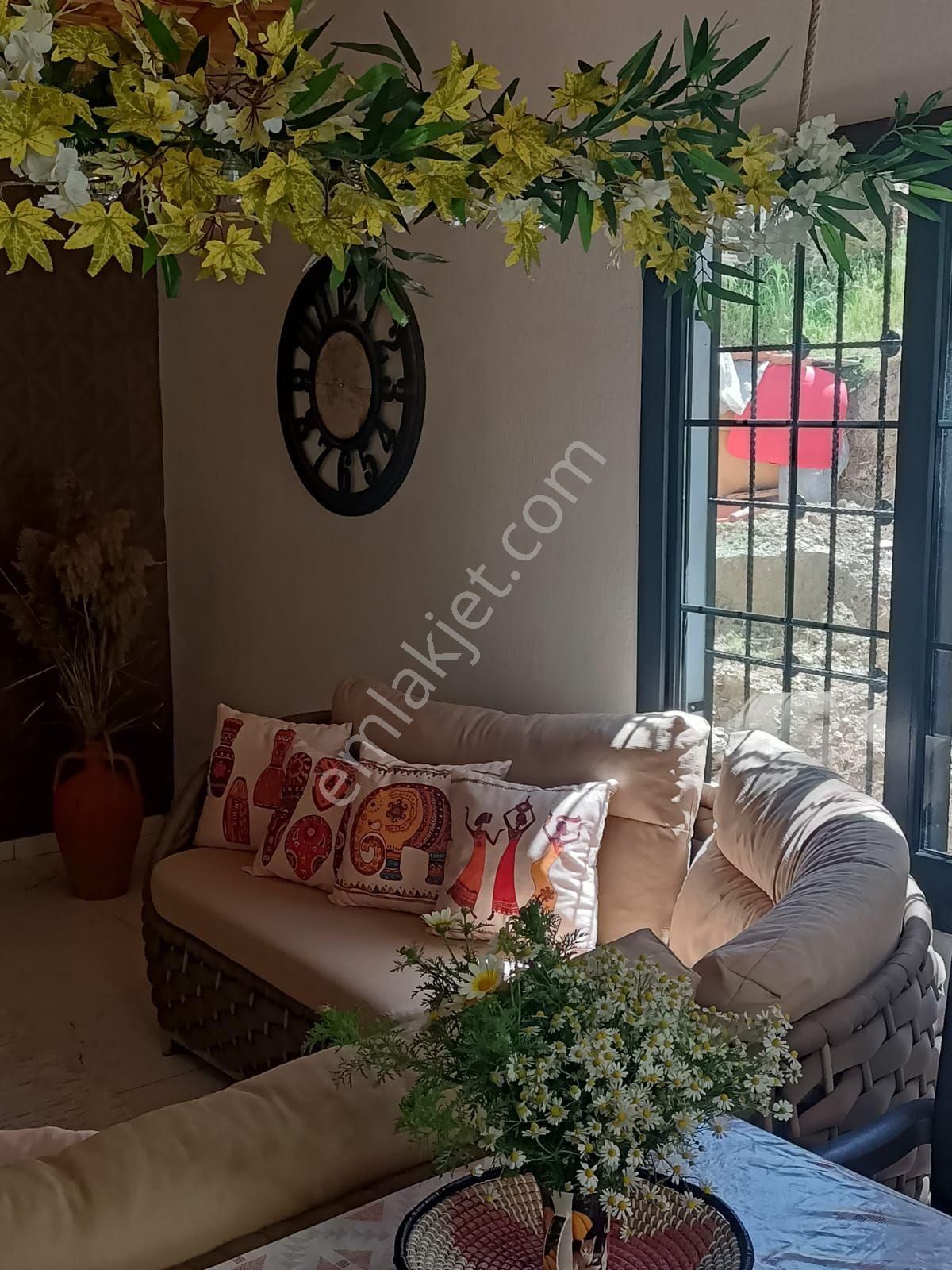 Aydın Koçarlı Kasaplar Mah. Özel Yapım Taş Evi Ve Geniş Bahçesi Bulunan Müstakil Evimiz Satılıktır - Görsel 6