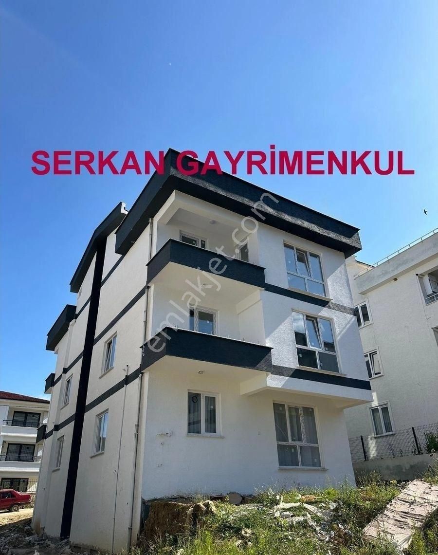 Çınarcık Esenköy Bld. (Liman) Satılık Daire SERKAN GAYRİMENKULDAN YALOVA ESENKÖYDE ACİL SATILIK DENİZ MANZARALI 3+1 SIFIR 110 METRE DUBLEK