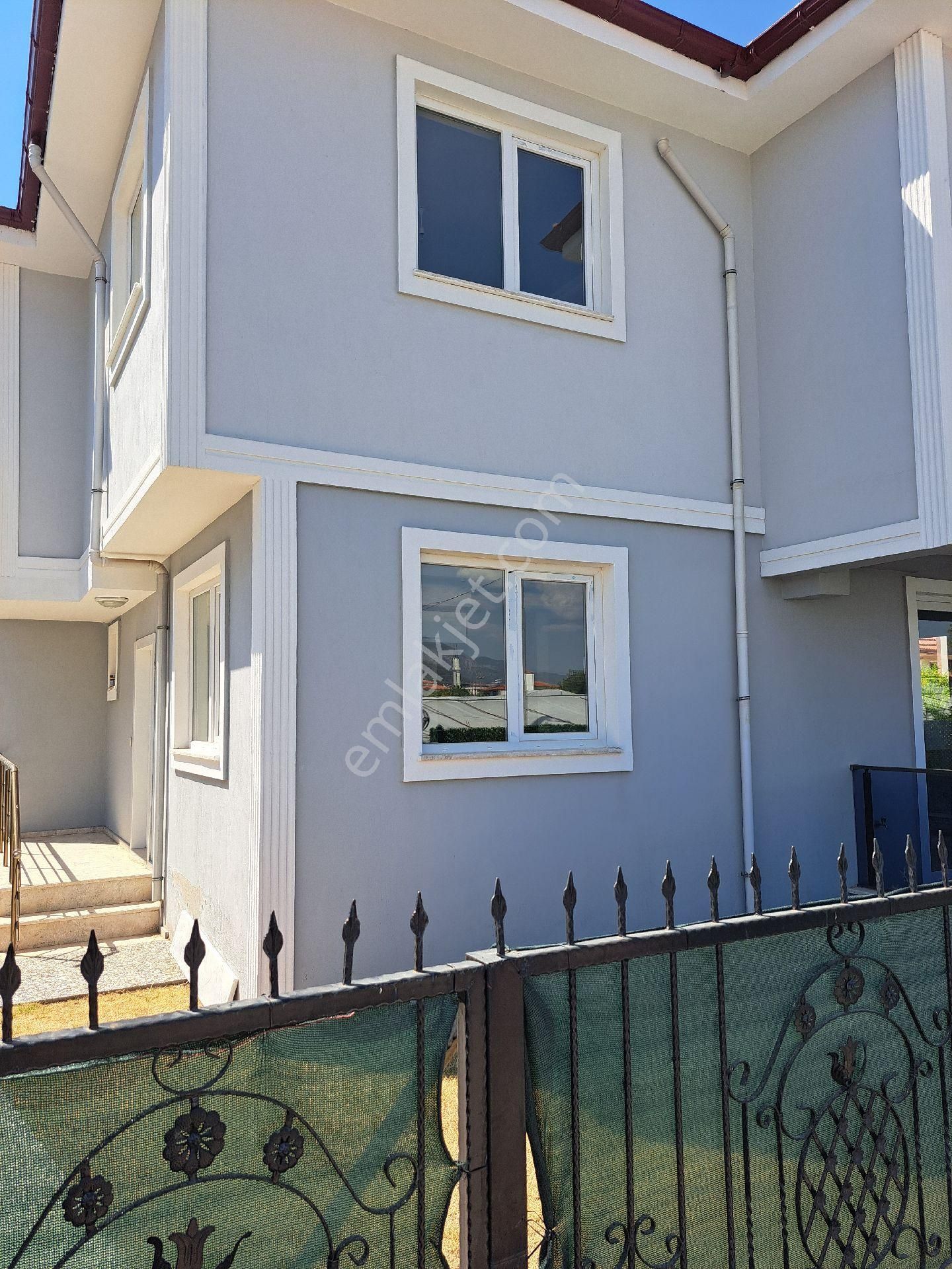 Ortaca Karaburun Satılık Villa Ortaca Karaburun mah satılık havuzlu 3+1 villa 