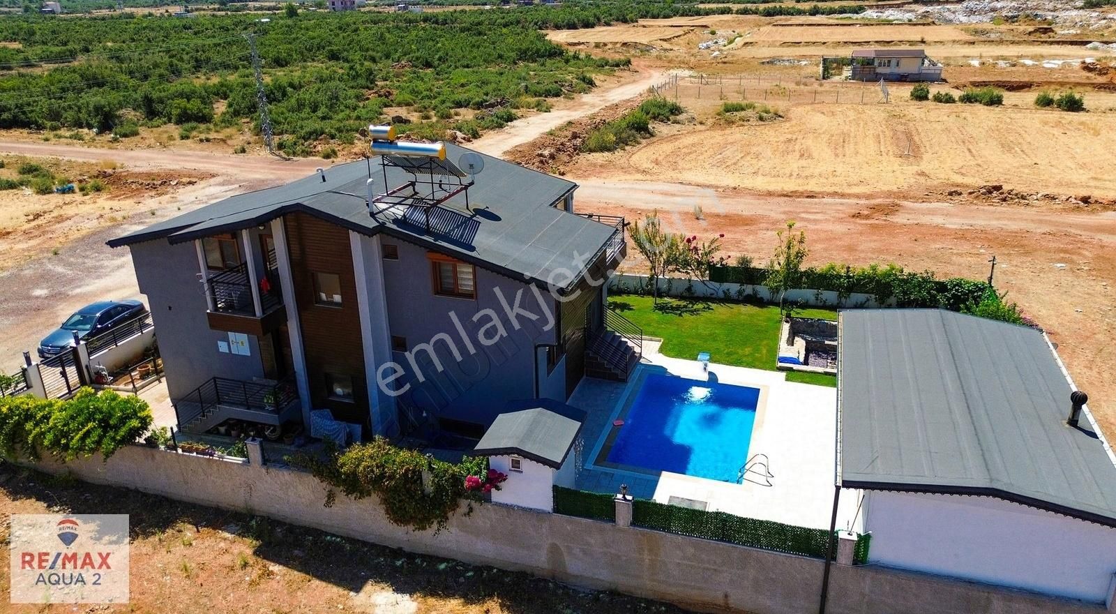 Döşemealtı Altınkale Satılık Villa ALTINKALE MAHALLESİNDE SATILIK MÜSTAKİL VİLLA