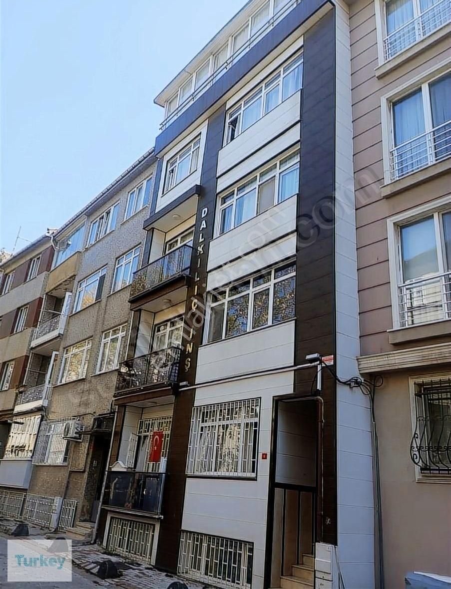 Bakırköy Osmaniye Satılık Daire BAKIRKÖY OSMANİYE DE SATILIK 2+1 1.KAT 85 M2 KELEPİR DAİRE