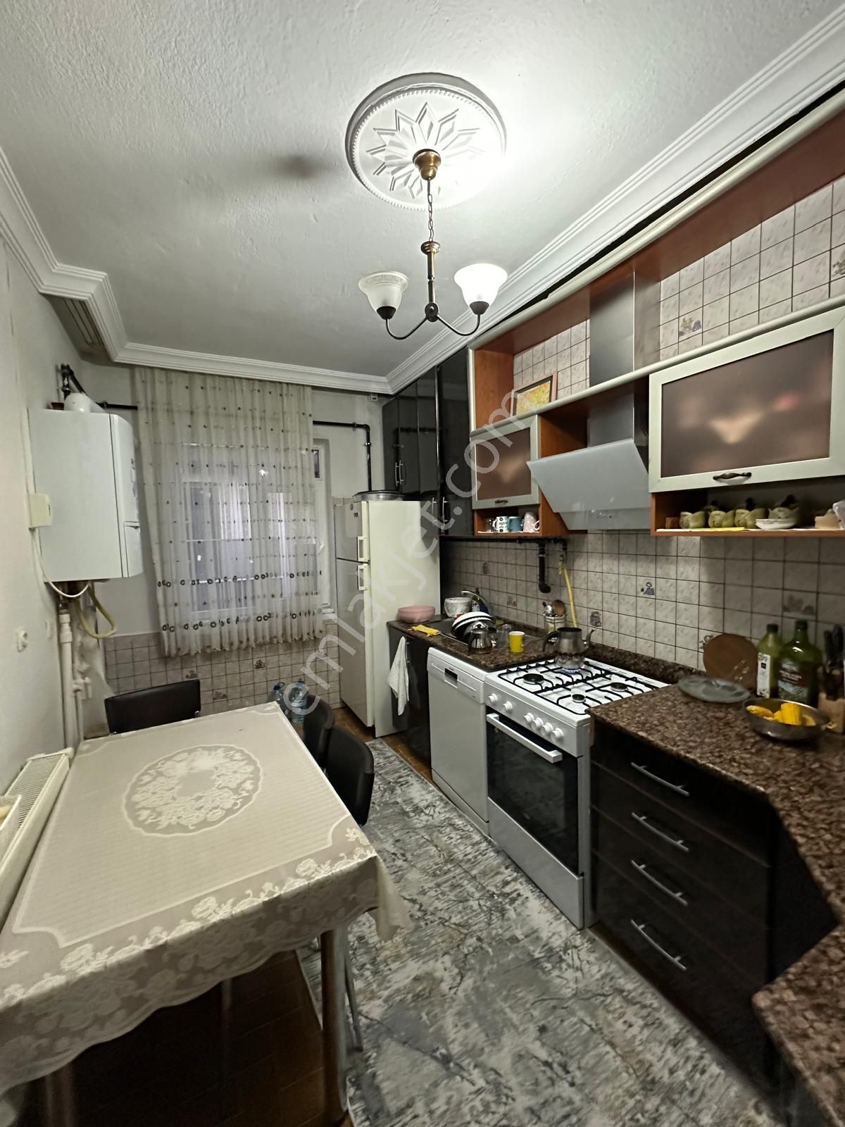 Isparta Merkez Karaağaç Satılık Daire  KARAAĞAÇ MAHALLESİNDE 3+1 SATILIK DAİRE