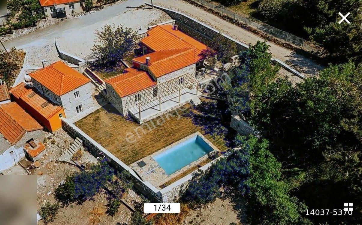 Urla Zeytinler Satılık Villa TURPA EREN DEN SATILIK VİLLA