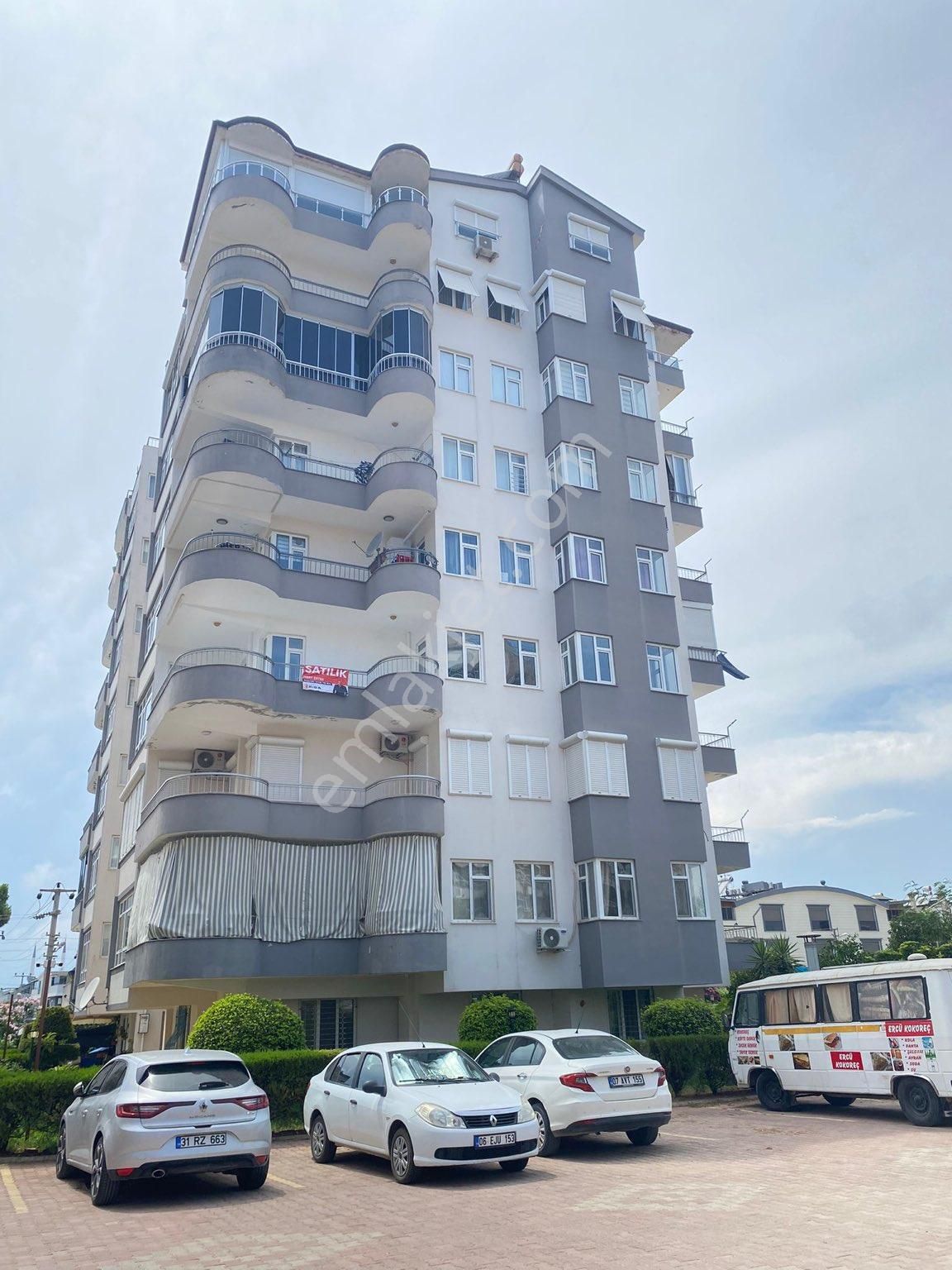 Muratpaşa Güzeloba Satılık Daire Havuzlu Site İçerisinde Denize Yakın İçi Tamamen Yenilenmiş 3+1 Satılık Daire