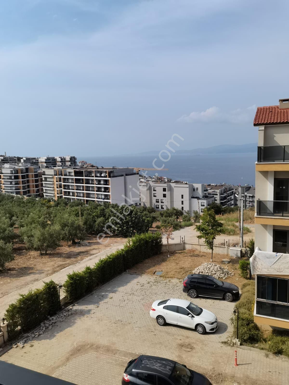 Mudanya Güzelyalı Burgaz Satılık Daire Mudanya güzelyalıda satılık 2+1 Daire