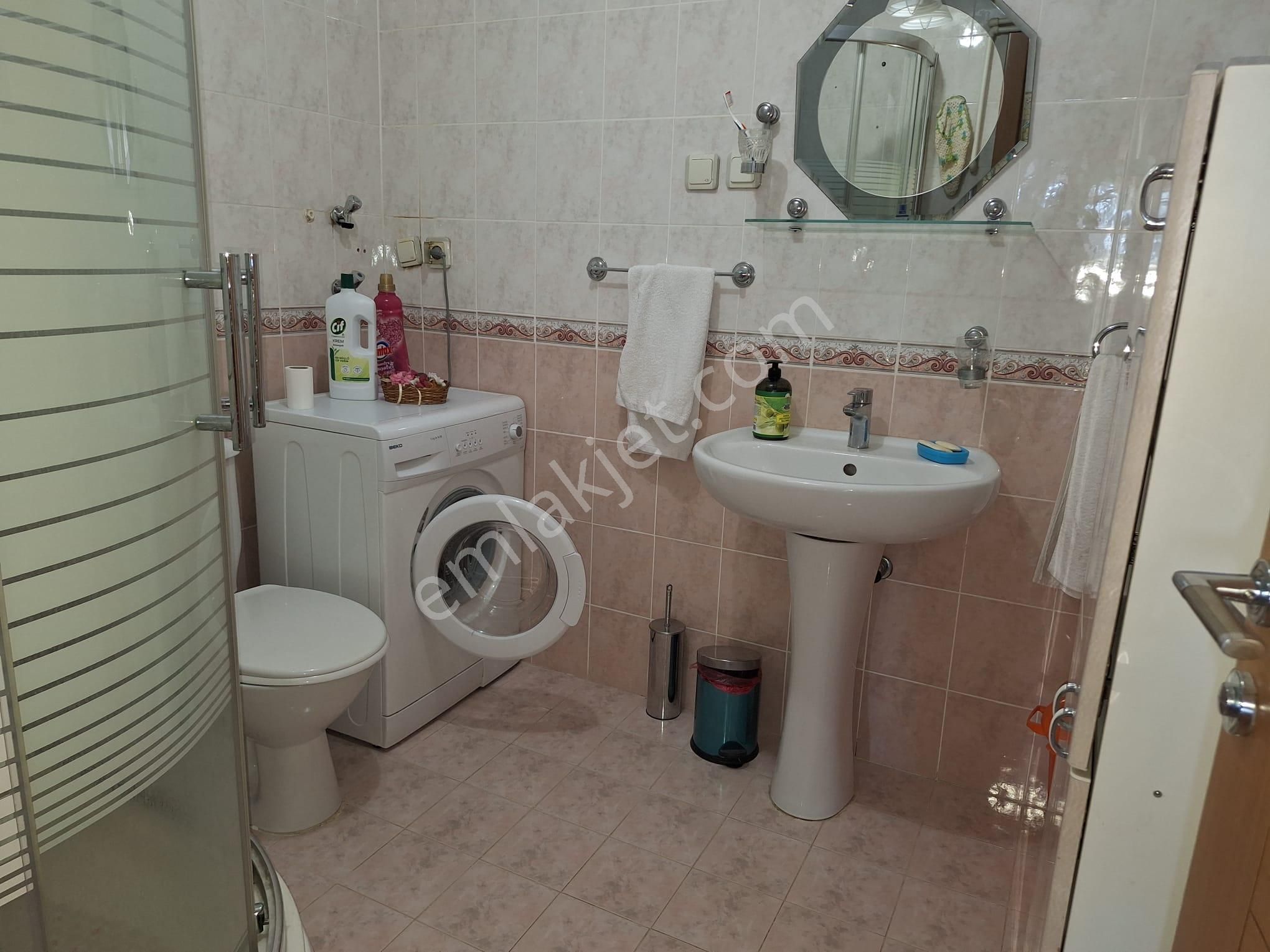 Yalova Çınarcık Taşliman'da Satılık 2+1 Denize Sıfır Daire - Görsel 23