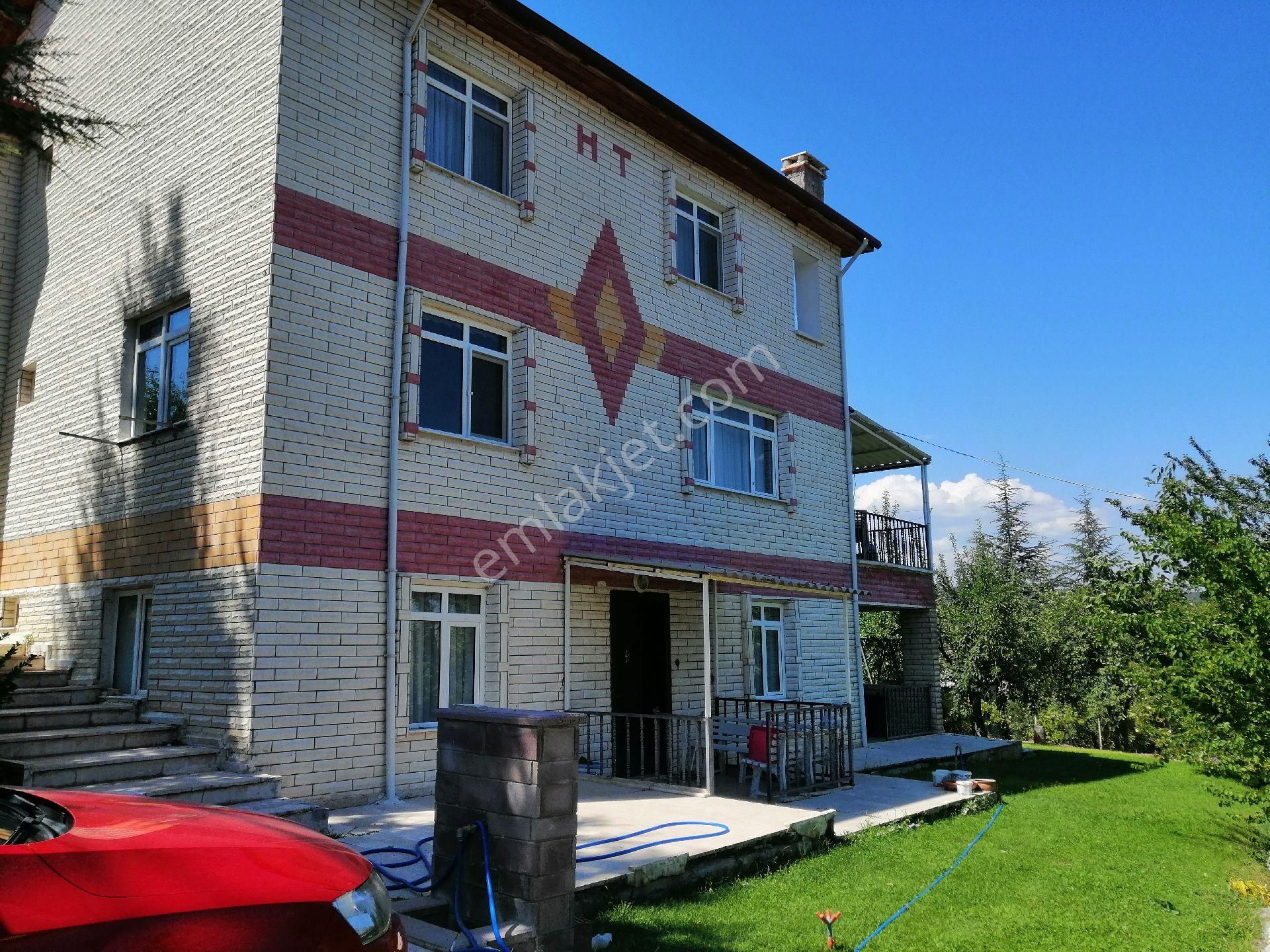 Kahramankazan Fatih Satılık Villa İmarlı KISMET EMLAK'DAN FATİH MAH 1400M2 ARSADA 3 KATLI VİLLA