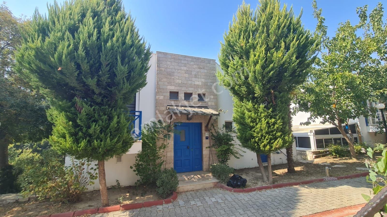 Kuşadası Yavansu Satılık Villa KUŞADASI SATILIK  3+1 EŞYALI VILLA 