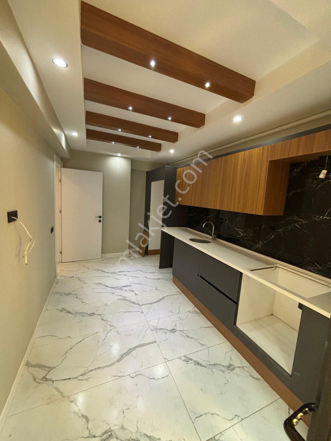 Alaşehir Yenice Satılık Daire “PALMİYE”GAYRİMENKÜL’DEN 2+1 SATILIK DAİRE