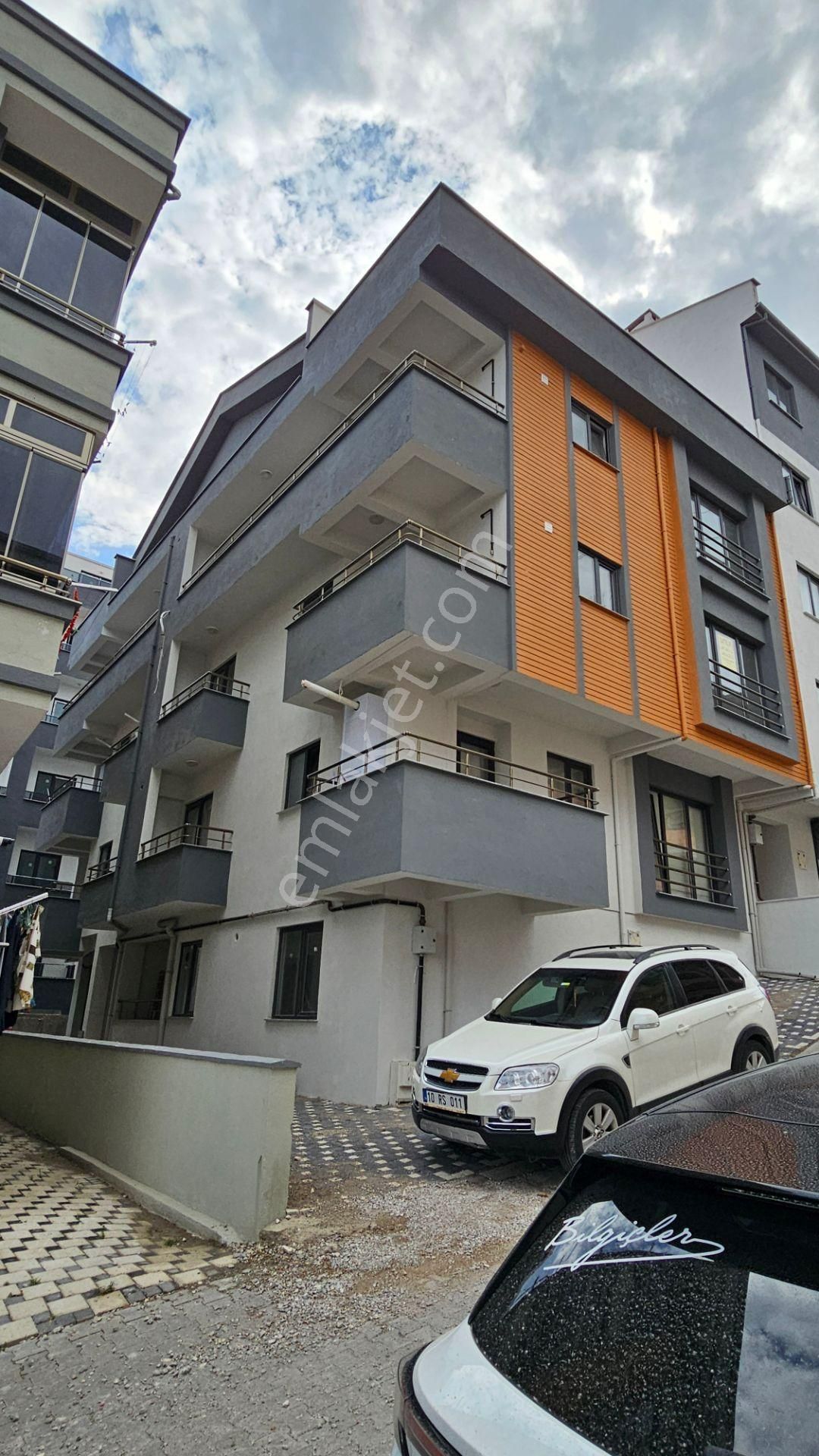 Karesi 1. Sakarya Satılık Daire  C21 LOCA'DAN 1. SAKARYA MAH. 2+1 SIFIR DAİRE