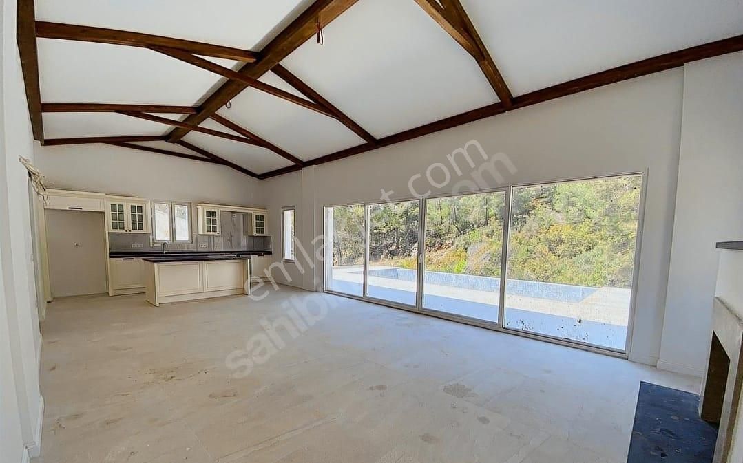 Fethiye Yeşilüzümlü De Muhteşem Panoramik Manzaralı 4,5 +1 Müstakil Villa - Görsel 33