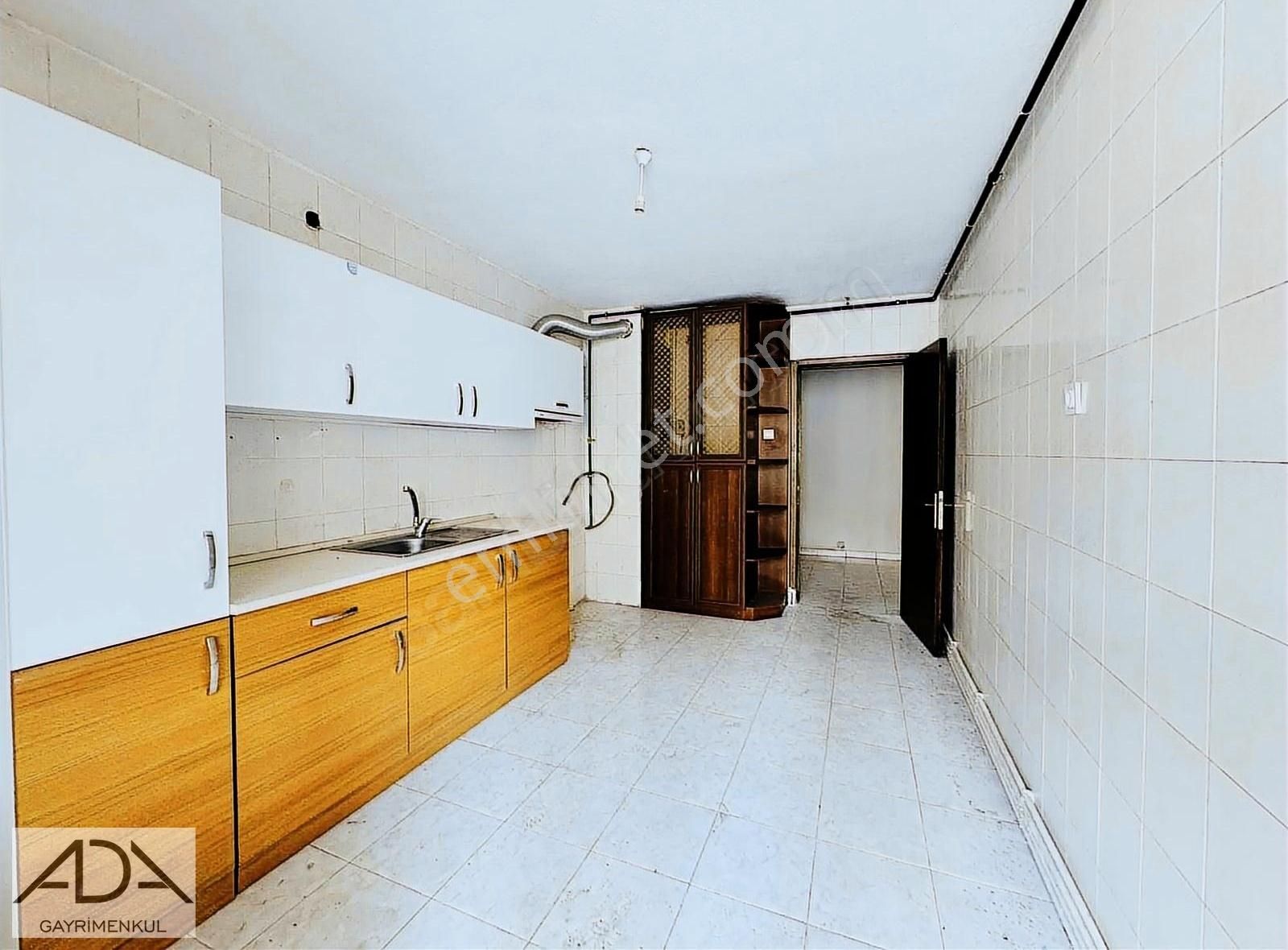 Ankara Çankaya Kiralık Apartman Dairesi ADA GAYRİMENKUL'DEN ÇETİN EMEÇ BULV.YAKINI 180 M2 4+1 DUBLEKS