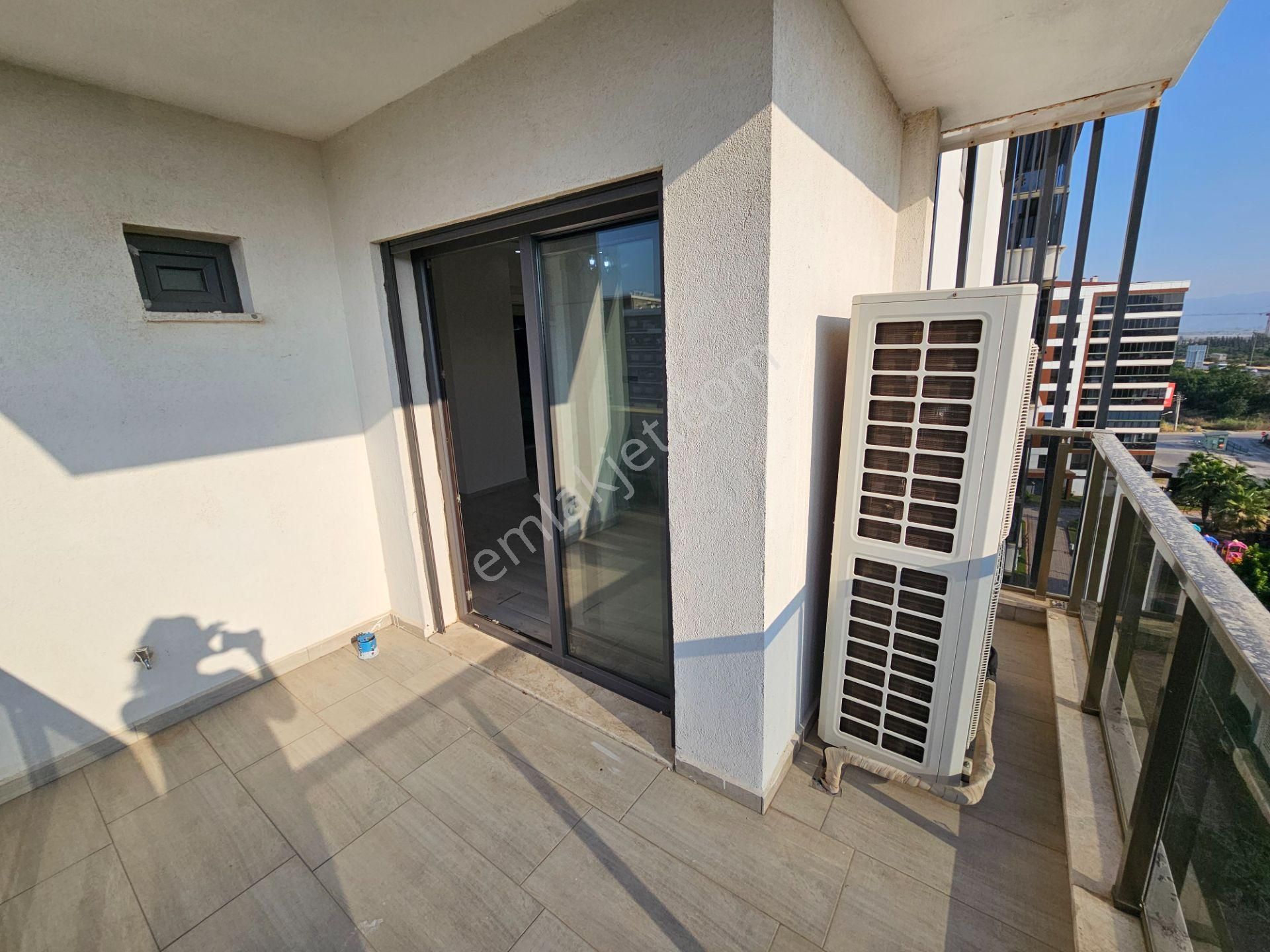 Aydın Zeybek Mahallesi Gold Towers'ta Satılık 4+1 Lüks Daire - Görsel 24