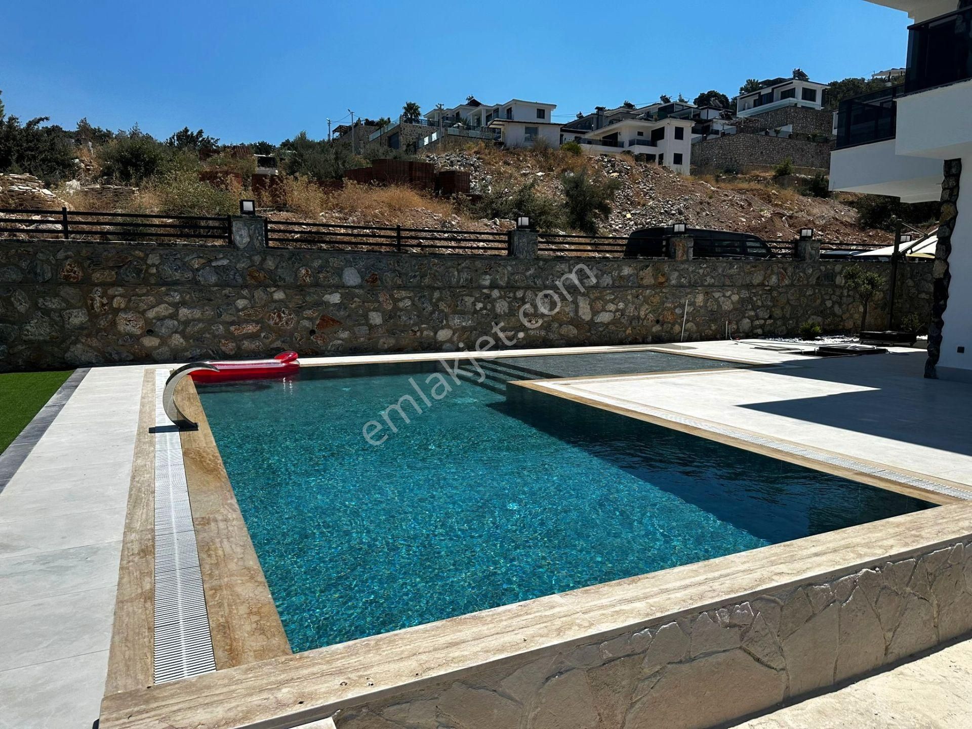 Sarılar İnşaattan Satılık Akbükte Full Deniz Manzaralı Villa - Görsel 20