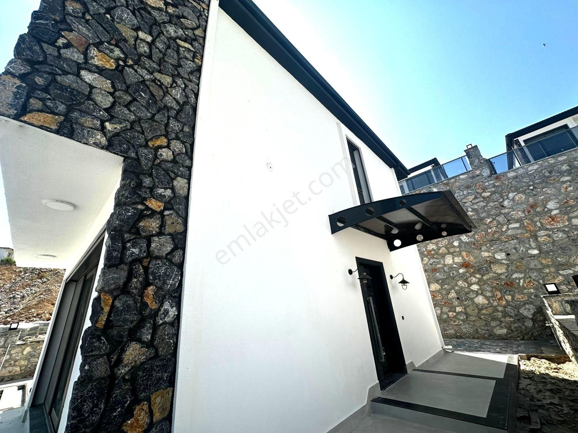 Sarılar İnşaattan Satılık Akbükte Full Deniz Manzaralı Villa - Görsel 4