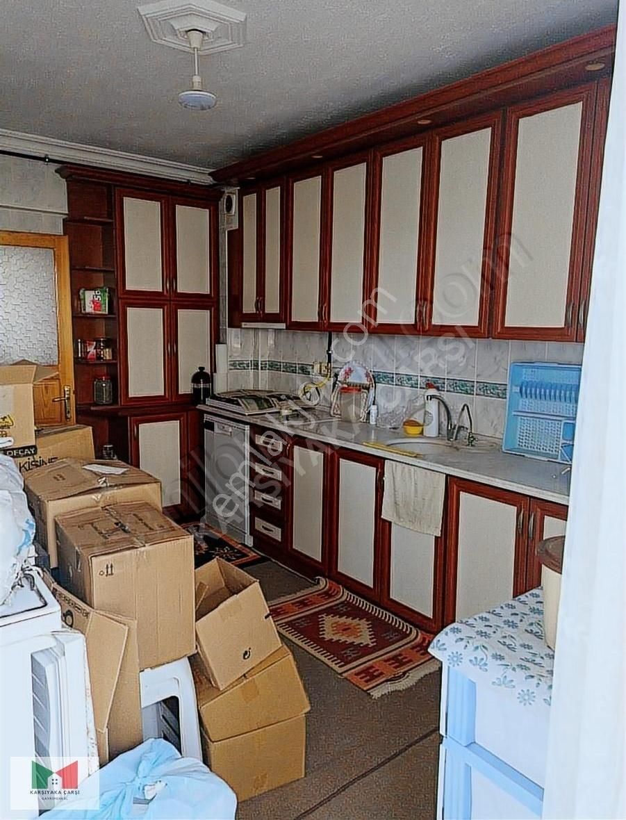 Bornova Atatürk Mahallesinde 2 Katlı Teraslı Satılık Müstakil Ev - Görsel 4