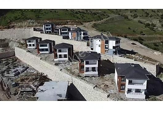 Elazığ Merkez Harput Satılık Villa ELAZIĞIN GÖZDE YERİNDE SATILIK 4+1 VİLLA