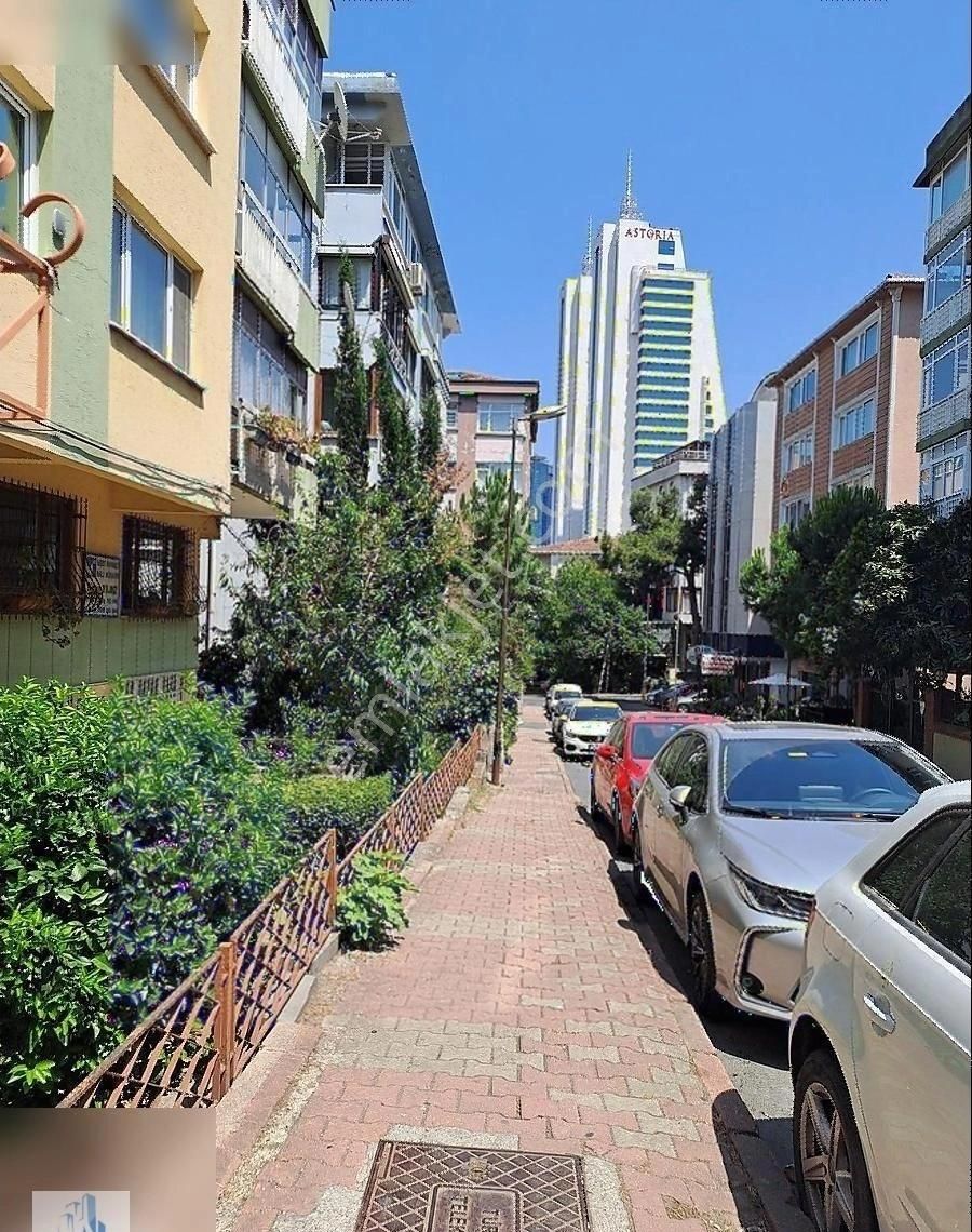 Şişli Gülbahar Kiralık Daire Hülya Emlak'tan 3+1 Masrafsız Kiralık Konut