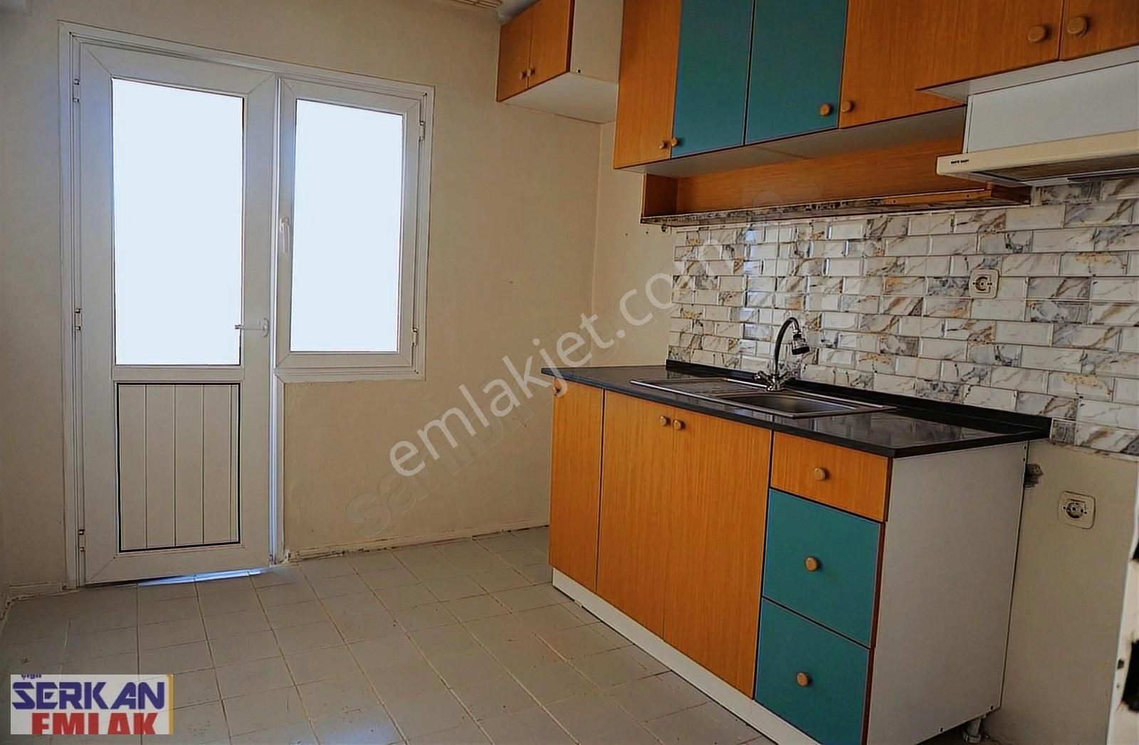 Çiğli Evka-5 Kiralık Daire EVKA 5 DE KİRALIK 2+1 DOĞALGAZLI+BALKONLU+ASANSÖRLÜ ÇİĞLİ SERKAN