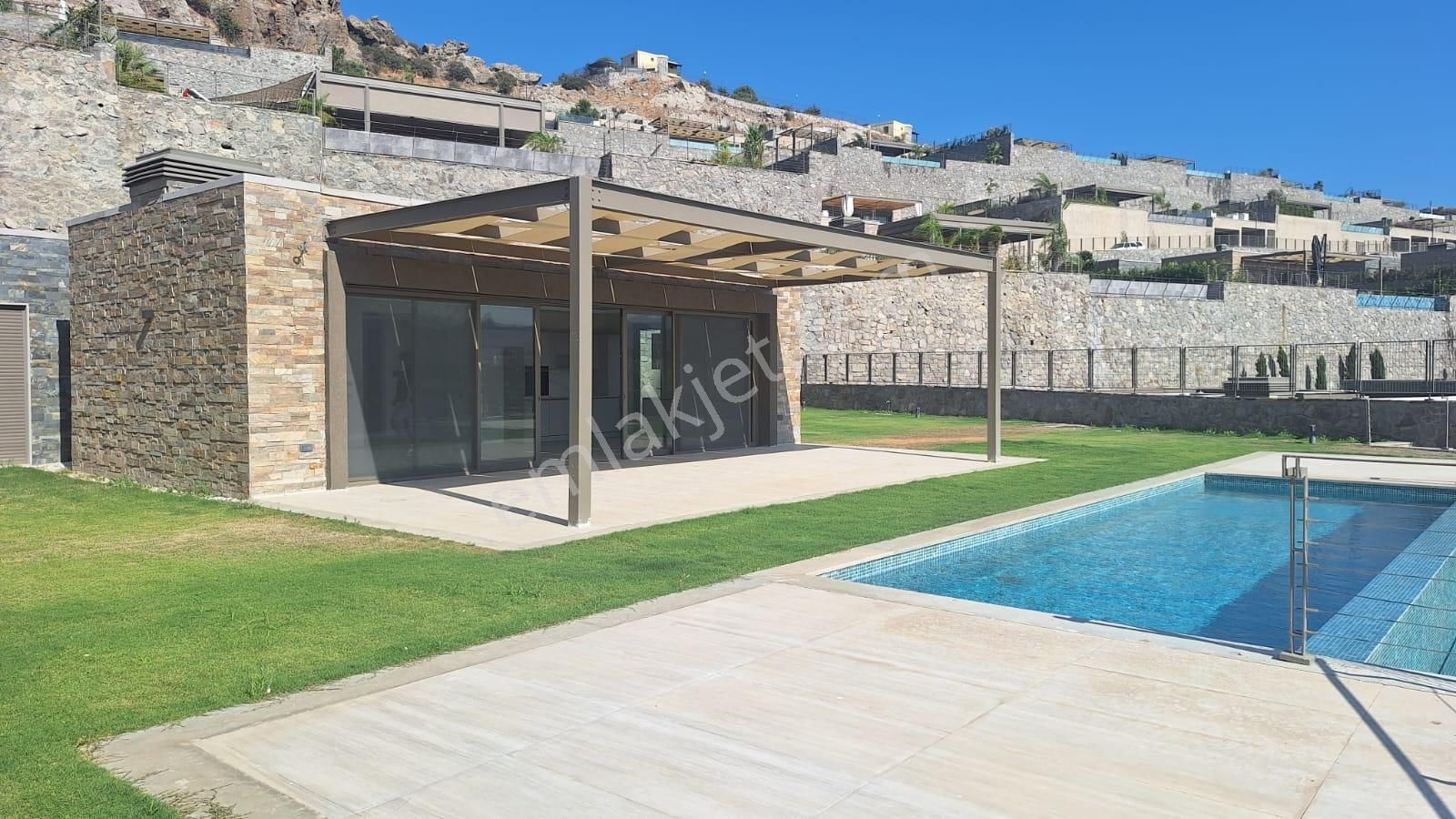 Bodrum Dirmil Satılık Villa  Yalıkavak Seba Taşevler 3 Cü Etap da Satılık Sıfır 4+1 Villa