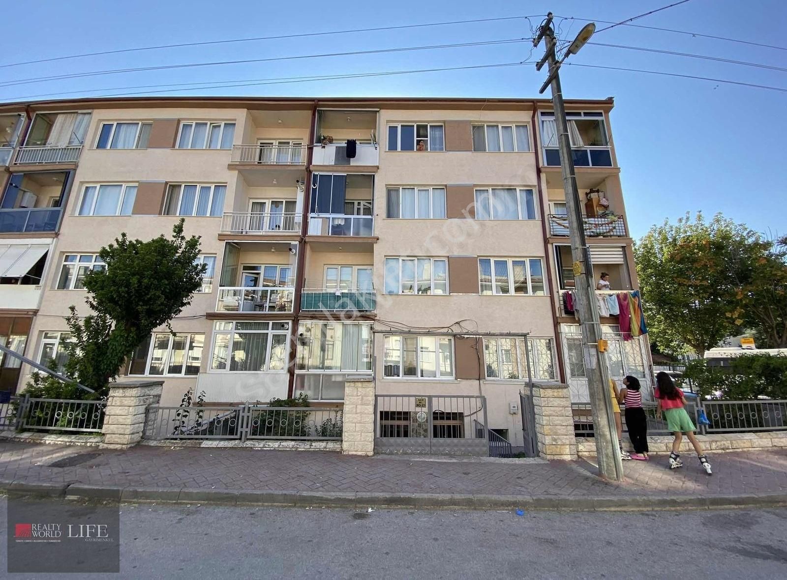 Odunpazarı Gökmeydan Satılık Daire RW LIFE// GÖKMEYDAN MH 19 MAYIS CAD YAKINI SATILIK 3+1 DAİRE