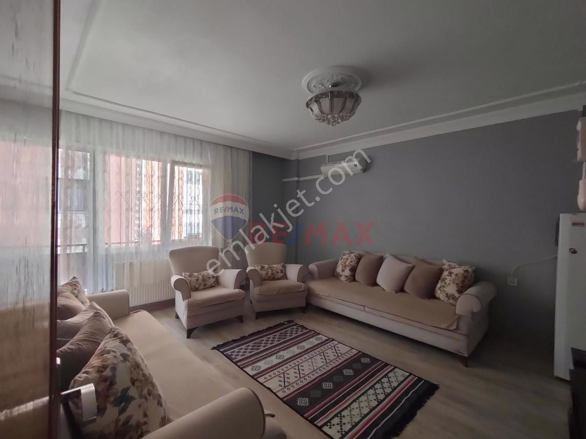 Buca Göksu Satılık Daire BUCA İNKİLAP İZBAN 3 DK YÜRÜME MESFESİNDE FIRSAT DAİRE