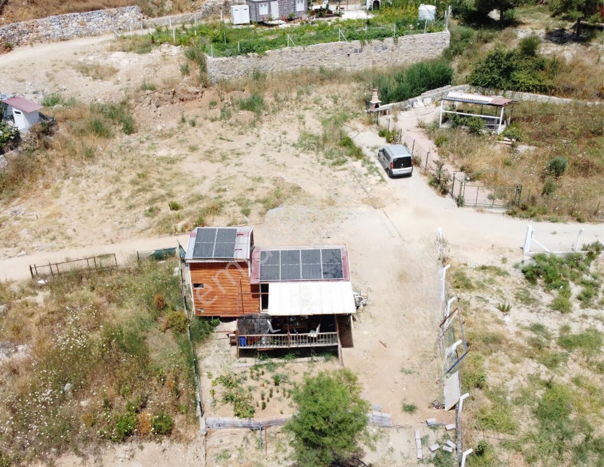 Kuşadası Yaylaköy Satılık Tarla  Yayla Köyü’nde Doğayla İç İçe Konforlu Hobi Bahçesi ve Tiny house