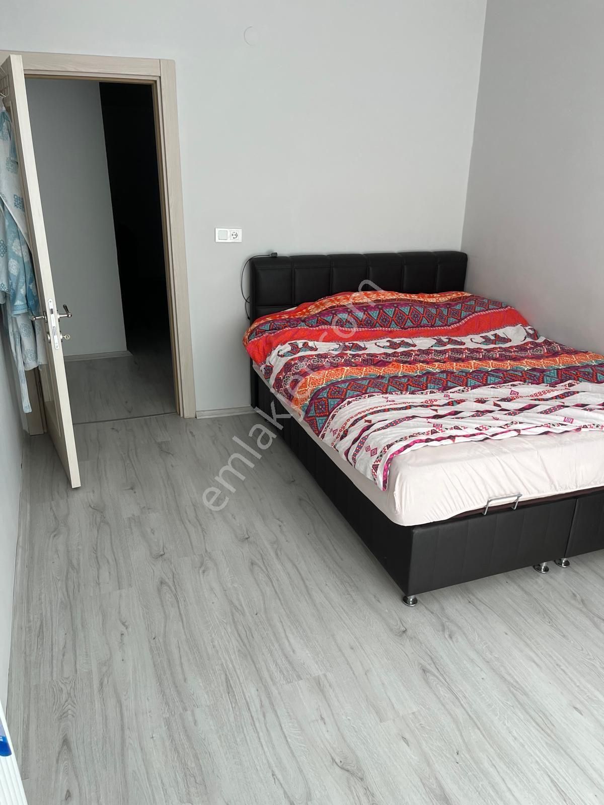 Kars Merkez Şehitler Satılık Daire ŞEHİTLER MAHALLESİ SATILIK 2 +1 DAİRE 