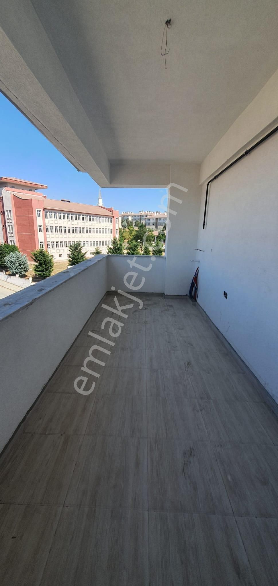 Süleymanpaşa Karadeniz Satılık Daire  SÜLEYMANPAŞA KARADENİZ MAH. DE 3+1 SATILIK DAİRE