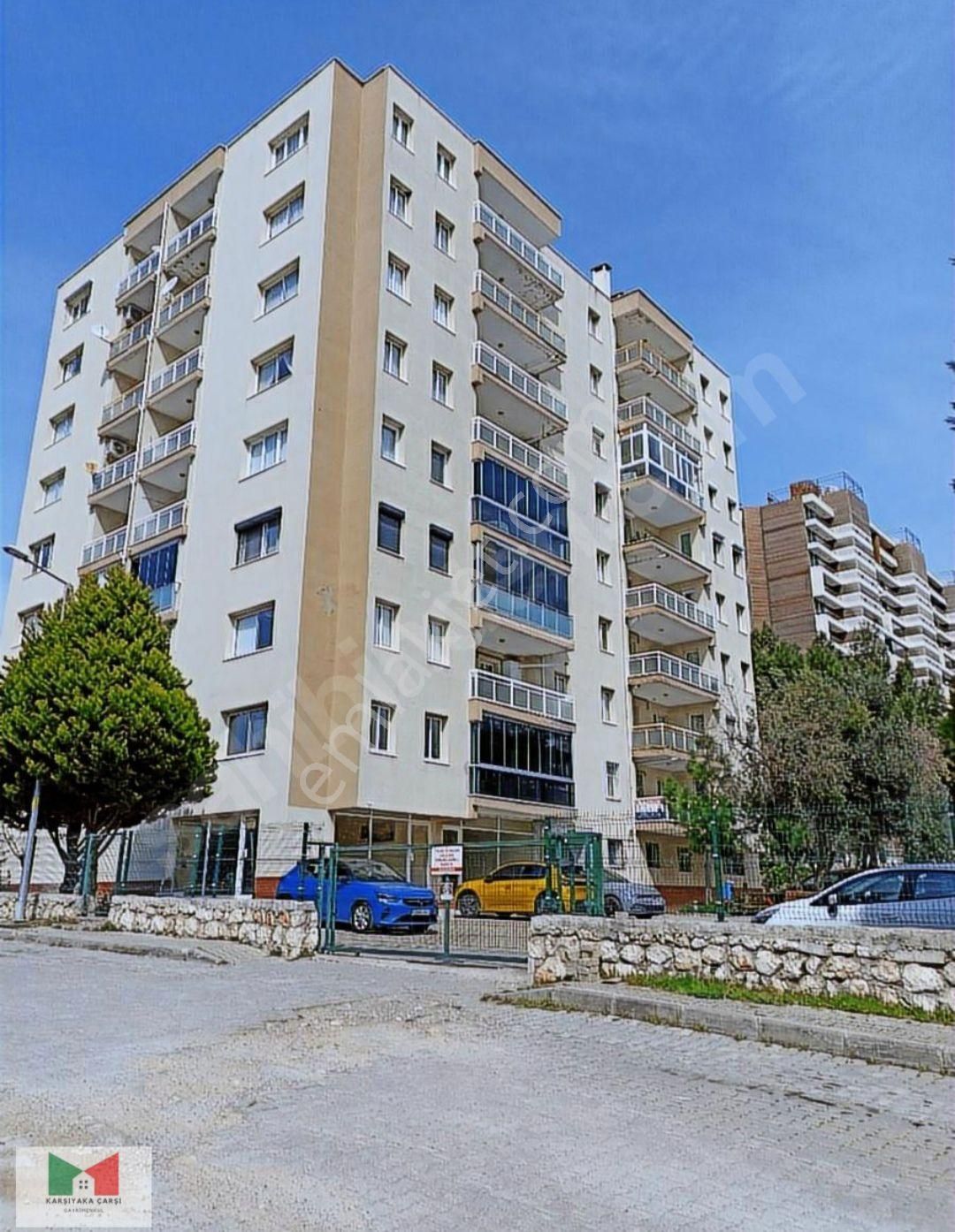 Bornova Evka 3 Satılık Daire Bornova Evka 3'te Doğalgazlı Geniş Ve Ferah 3+1