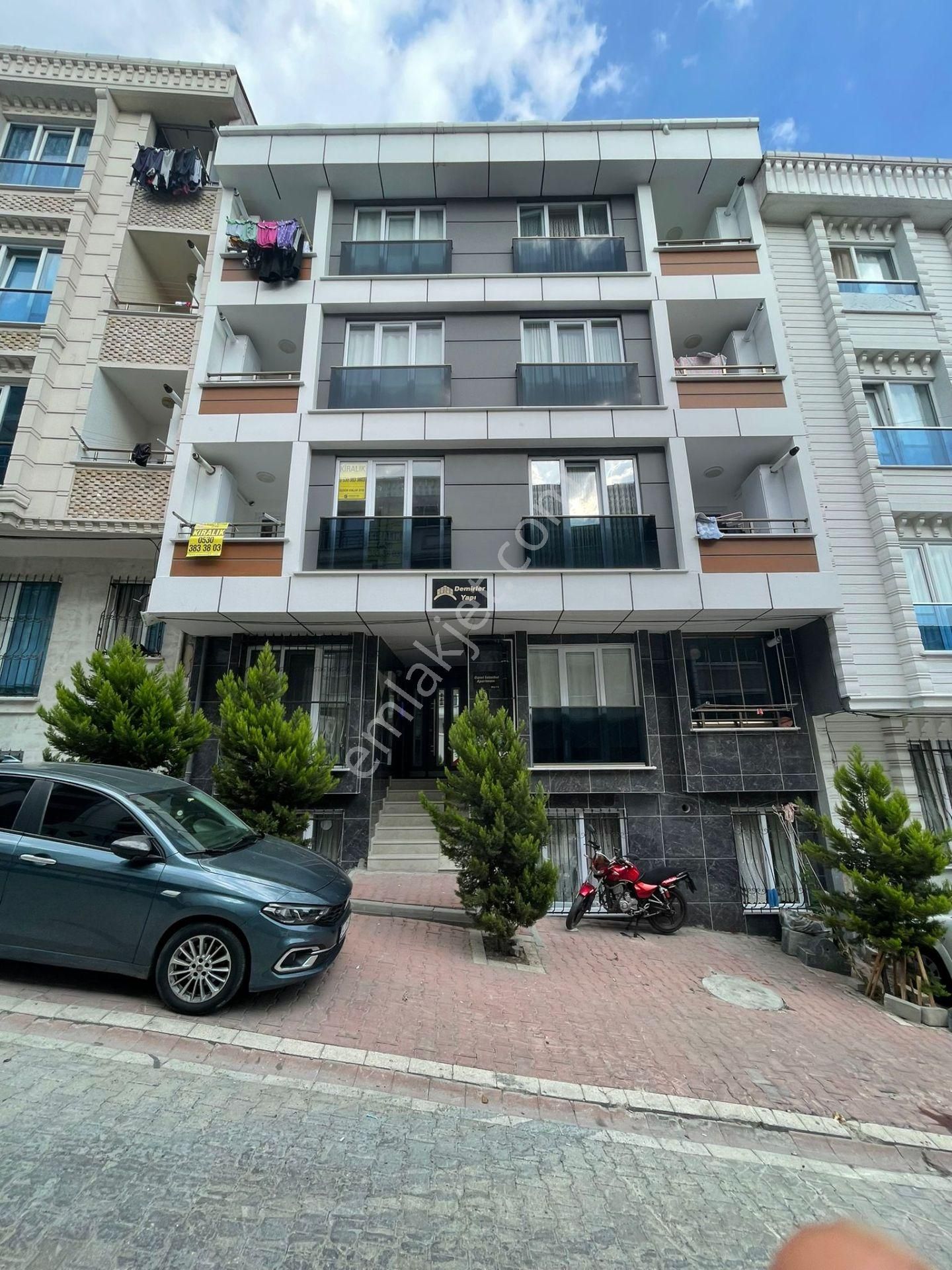 Esenyurt Yunus Emre Kiralık Daire Esenyurt 2+1 Sıfır 75 M2 Bürüt Daire Kiralıktır.