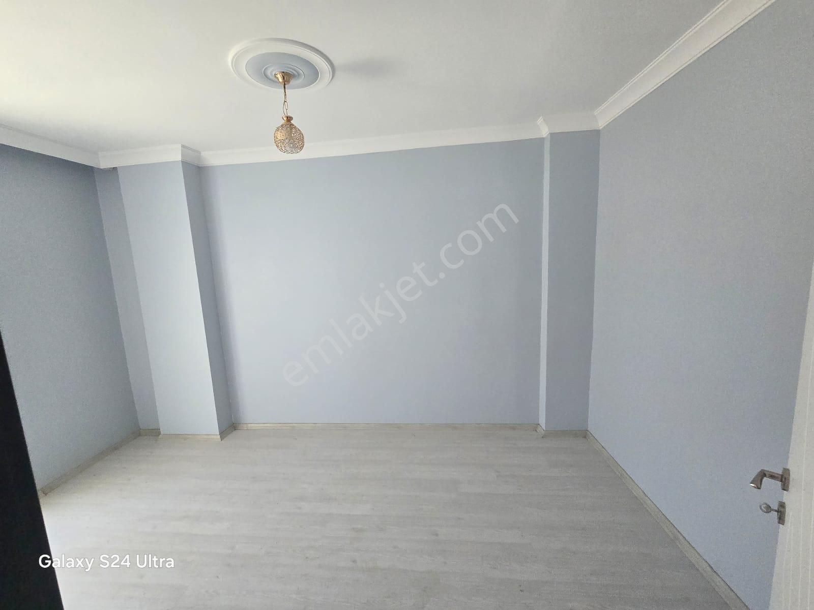 Turgutlu Turan Satılık Daire  ACİL SATILIK MANİSA TURGUTLU TURAN MAHALLESİ CADDE ÜZERİNDE 95 M2 2+1 AÇIK MUTFAK DOĞALGAZLI DAİRE