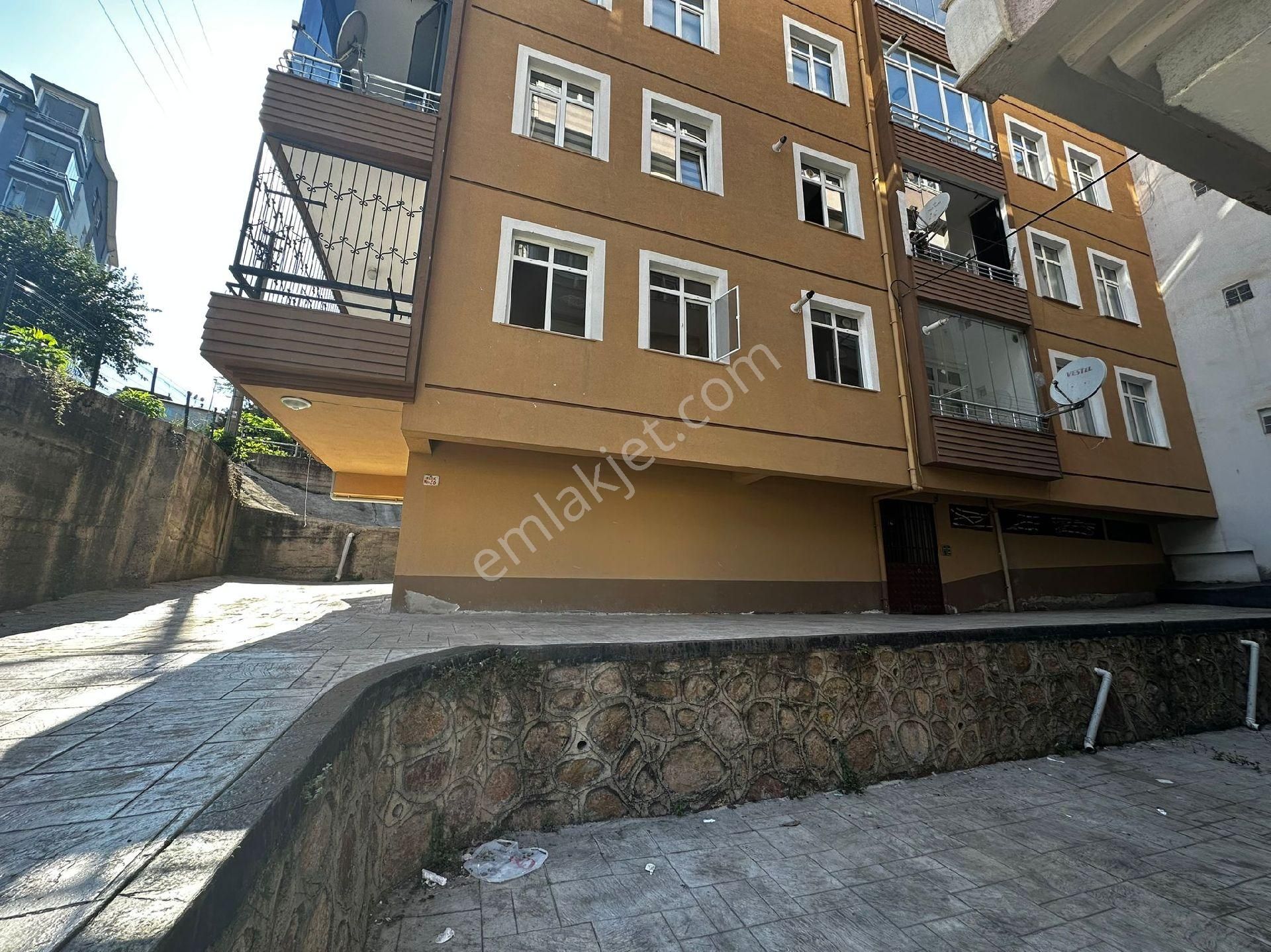 Altınordu Bucak Kiralık Daire ŞAHİN GAYRİMENKUL'DEN KİRALIK 2+1 90 M2 DAİRE