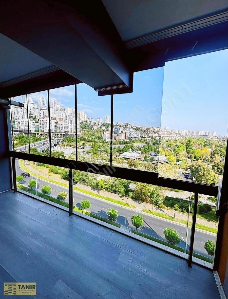 Başakşehir Bahçeşehir 2. Kısım Satılık Daire BAHÇEŞEHİR SOFA GÖLET MANZARA TADİLATLI 260M2 SATILIK 5+1 DAİRE