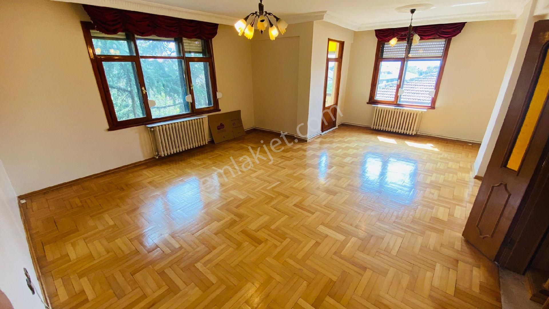 Üsküdar Altunizade Kiralık Daire ALTUNİZADE DE KİRALIK DAİRE. 