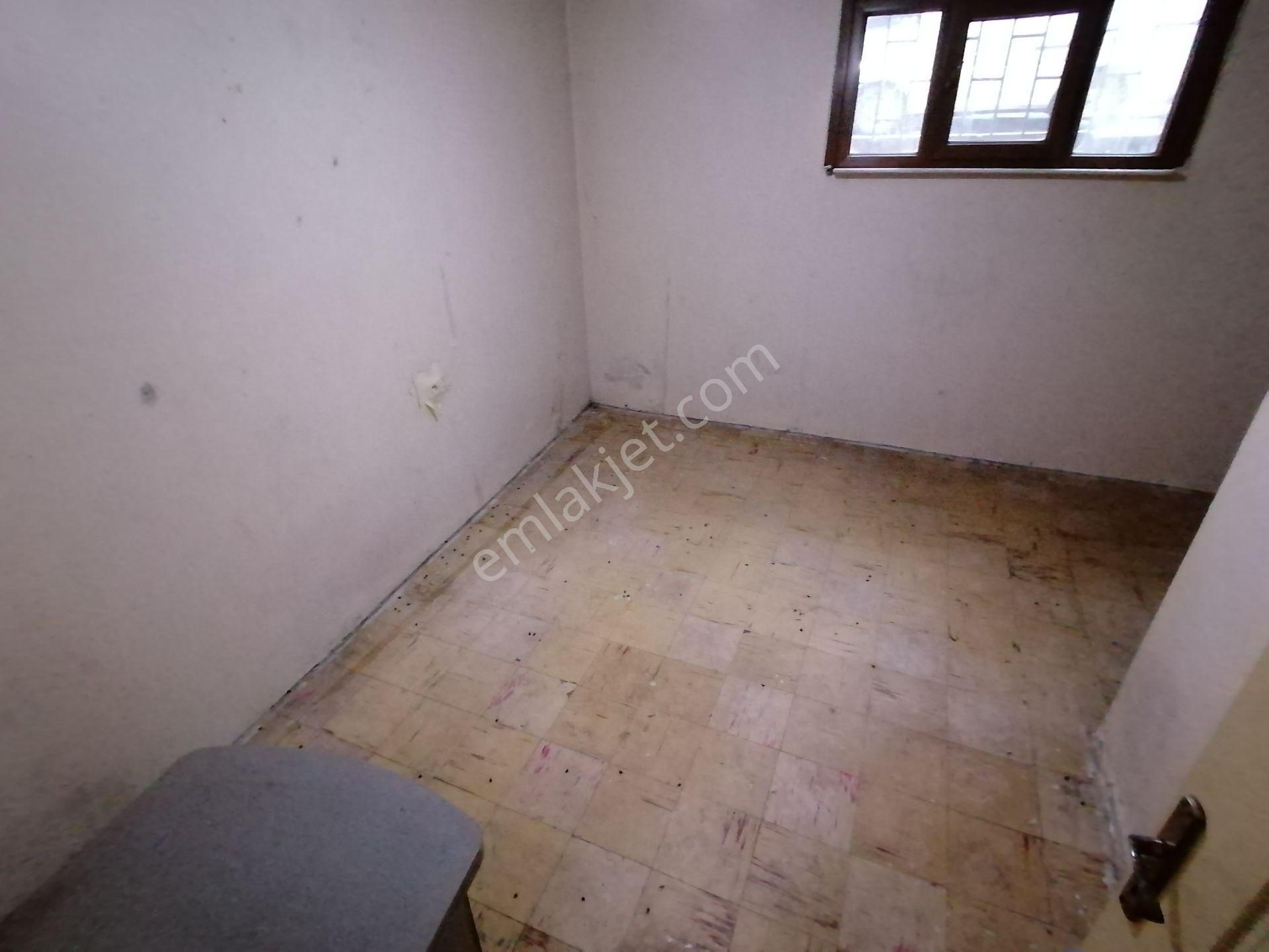 Bahçelievler Zafer Satılık Daire Yenibosna Safa Hastanesine Yakın Satılık 60 M2 1+1 Daire