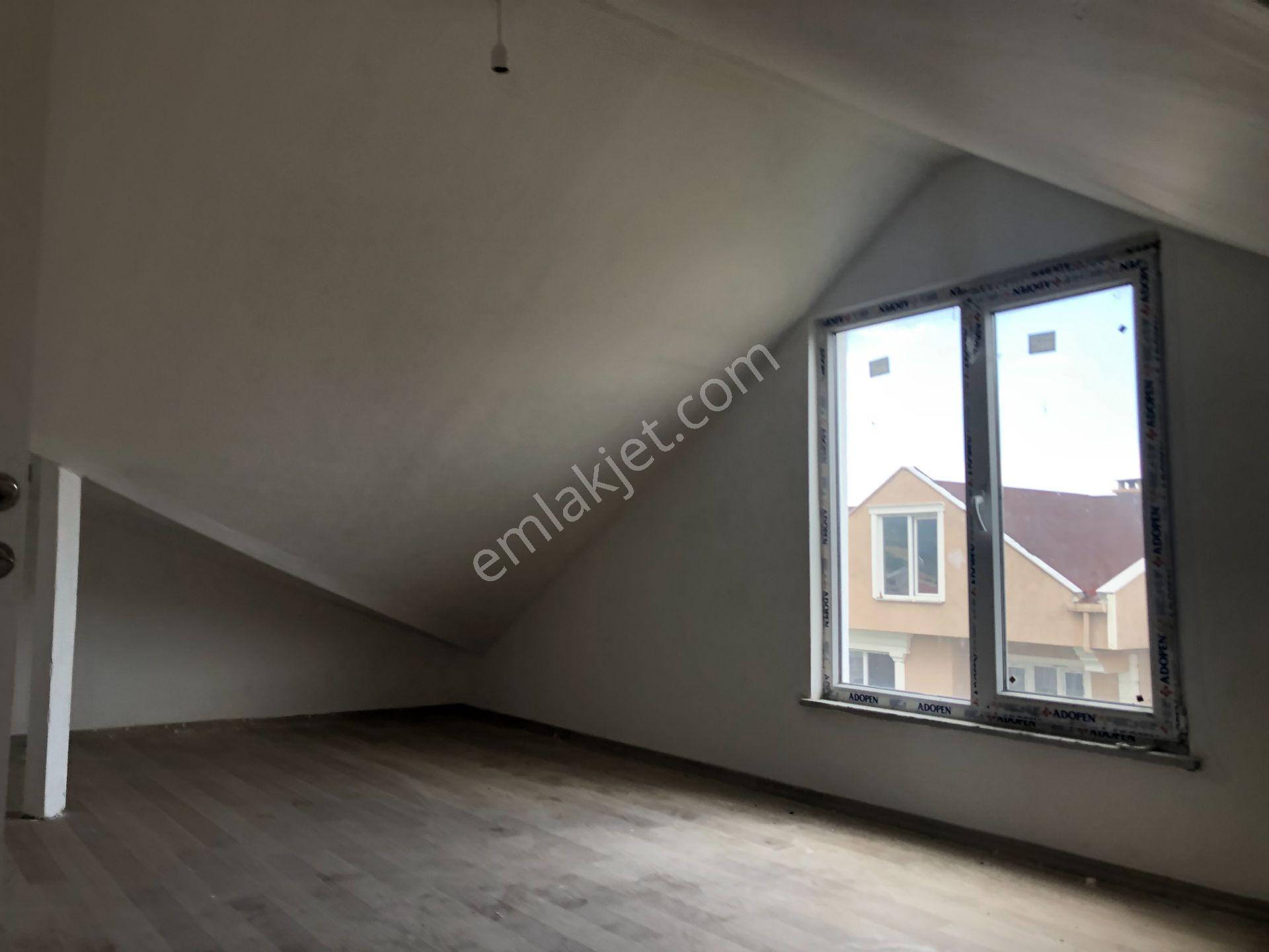 Şarköy De Işık Emlaktan Cumhuriyet Mah De 4+1 130 M2 Daire Üstüdubleks - Görsel 14