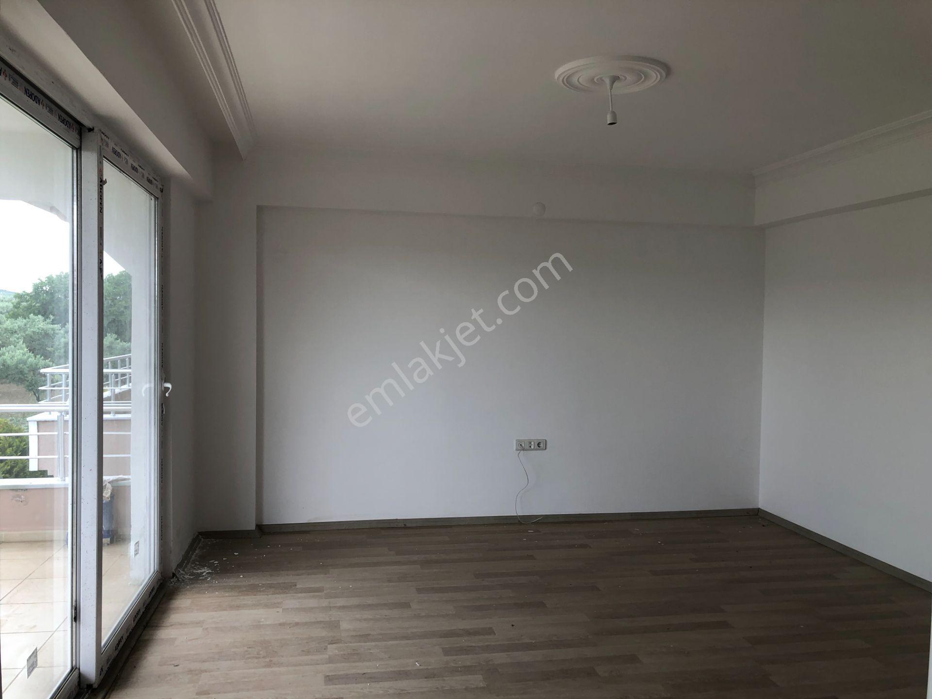Şarköy De Işık Emlaktan Cumhuriyet Mah De 4+1 130 M2 Daire Üstüdubleks - Görsel 8