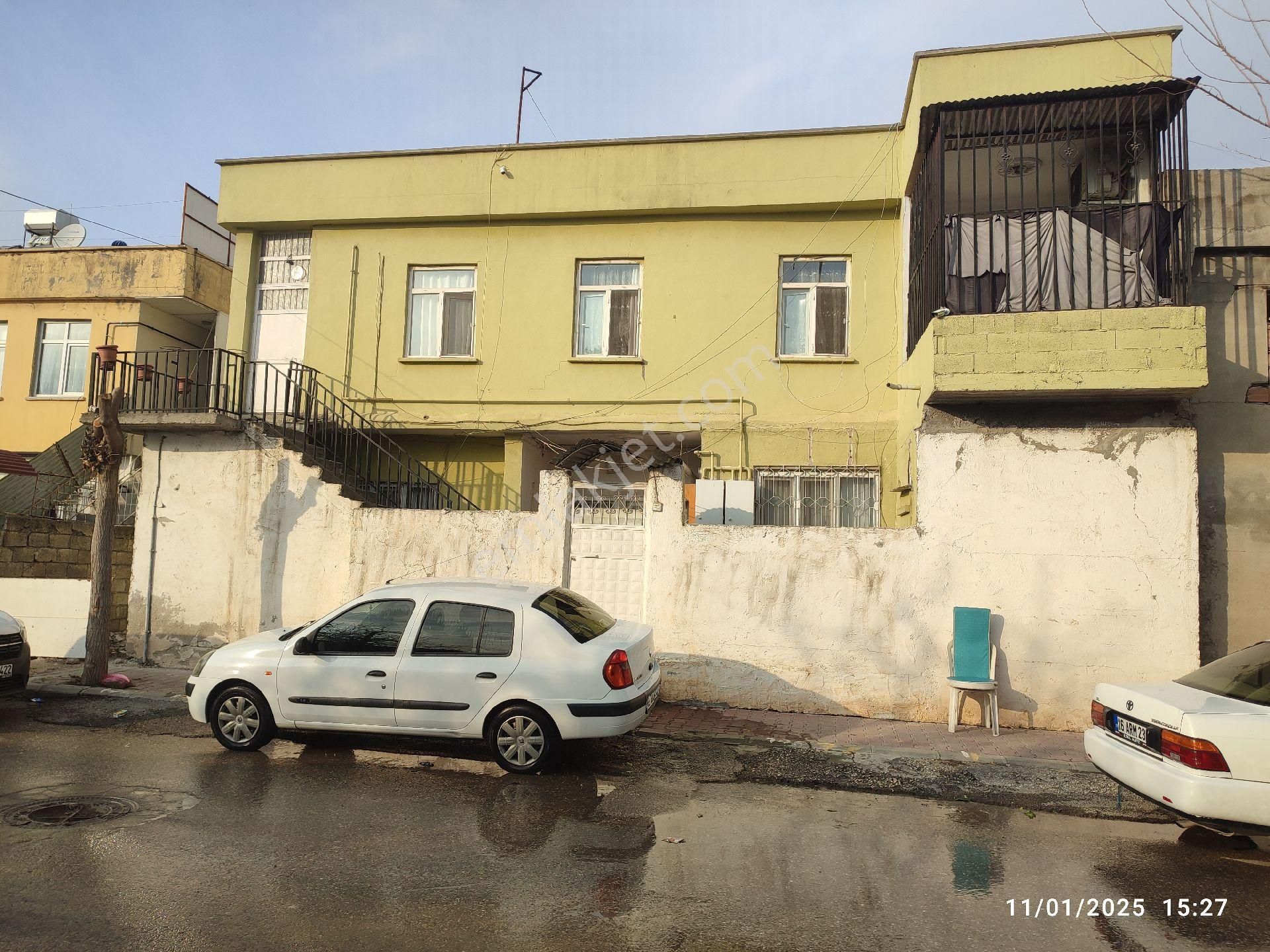 Adıyaman Merkez Turgut Reis Satılık Daire Bahçelievler Mahallesi'nde Satılık 2 Katlı Mustaki Ev