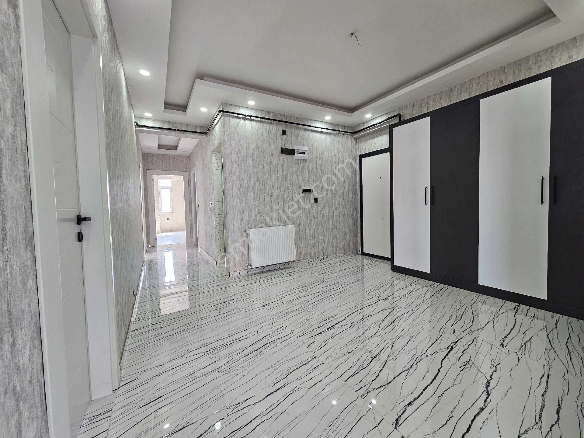 Karaköprü Seyrantepe Satılık Daire PUSULADAN SATILIK DAİRE 3+1 SİTE İÇERİSİNDE 