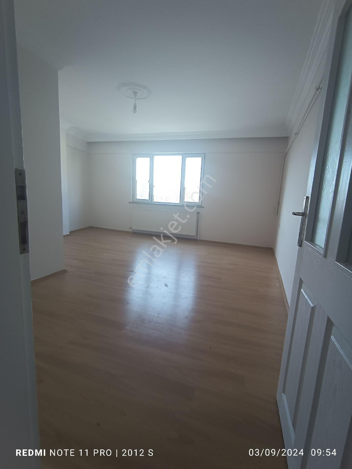 Arnavutköy Arnavutköy Merkez Kiralık Daire ARNAVUTKÖY MERKEZDE KİRALIK 2+1 DAİRE 130 METREKARE