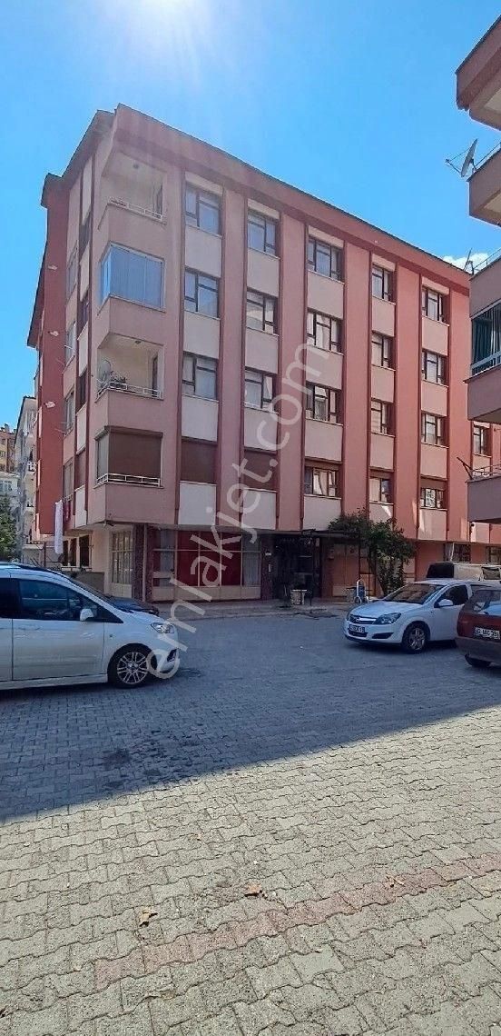 Selçuklu Işıklar Satılık Daire ışıklar hahallesi