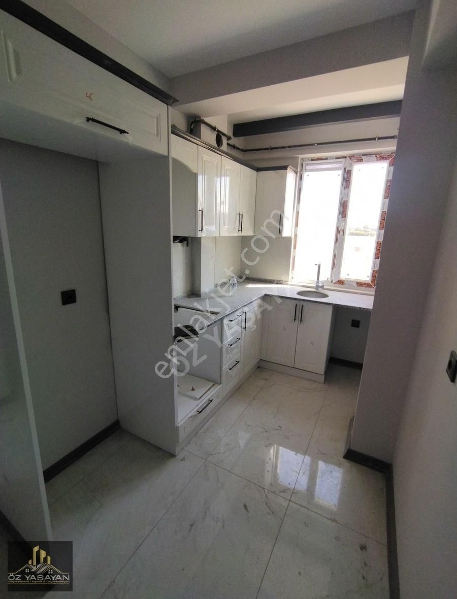 Odunpazarı Emek Satılık Daire ÖZ YAŞAYAN GAYRİMENKUL'DEN LUX 1+1 DAİRE